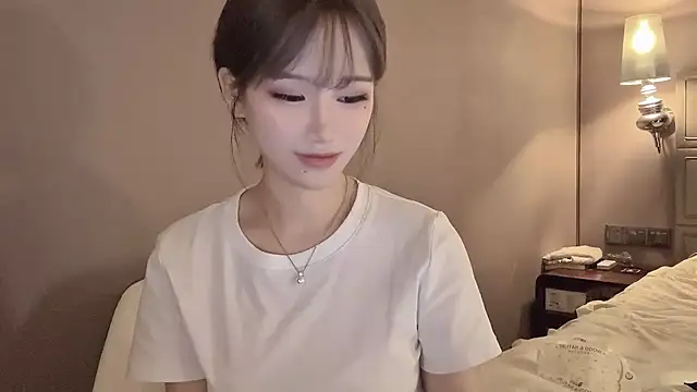 -XunMengLong- online show from December 17, 2025, 4:35 pm