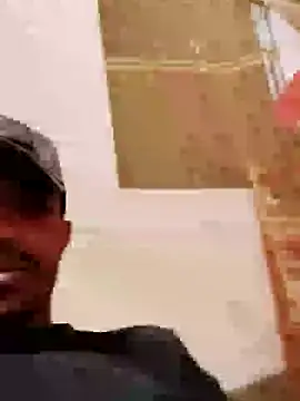 Snapshot of MDROBEL007 chatting on January 3, 2025, 2:10 am MDROBEL007 online show from January 3, 2025, 2:10 am