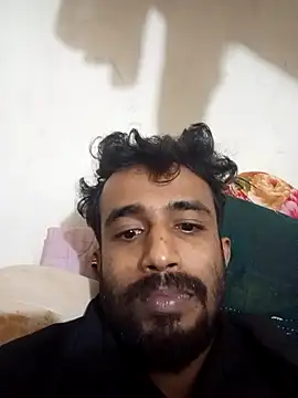 Snapshot of MDROBEL007 chatting on February 3, 2026, 2:44 pm MDROBEL007 online show from February 3, 2026, 2:44 pm