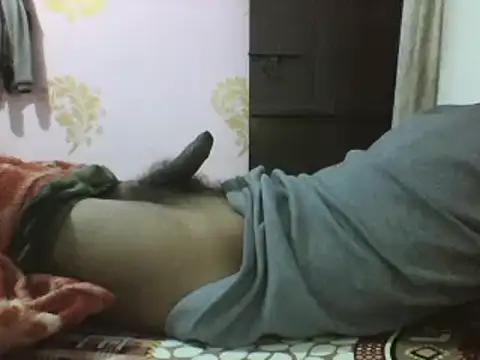 Snapshot of Desi_GfBf chatting on February 2, 2025, 3:32 am Desi GfBf online show from February 2, 2025, 3:32 am