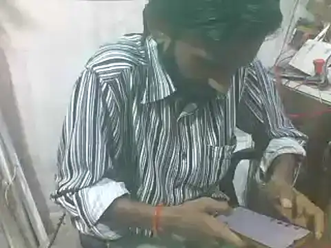 Snapshot of Desi_GfBf chatting on March 12, 2025, 12:47 pm Desi GfBf online show from March 12, 2025, 12:47 pm