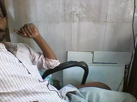 Snapshot of Desi_GfBf chatting on November 1, 2025, 10:06 am Desi GfBf online show from November 1, 2025, 10:06 am