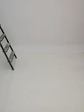 YourSuperModel online show from September 18, 2025, 10:28 am