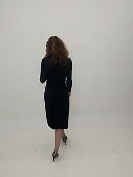 YourSuperModel online show from November 18, 2025, 1:48 pm