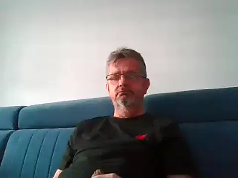 Snapshot of axecoman60 chatting on February 10, 2025, 7:04 am axecoman60 online show from February 10, 2025, 7:04 am