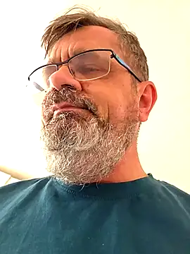 axecoman60 online show from March 27, 2026, 4:29 pm