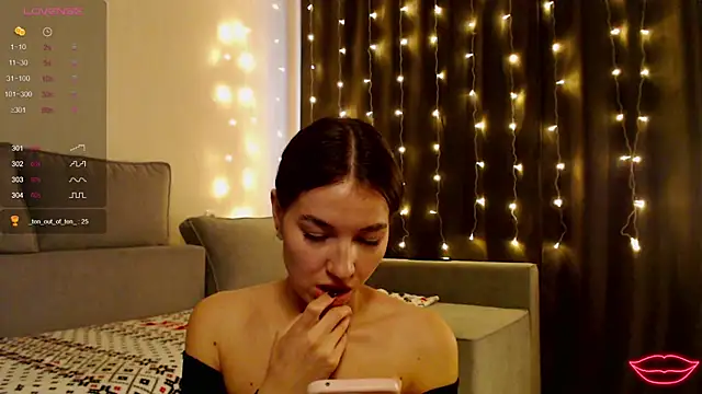 Snapshot of Bellla_Haddid chatting on May 6, 2026, 3:24 am Bellla Haddid online show from May 6, 2026, 3:24 am