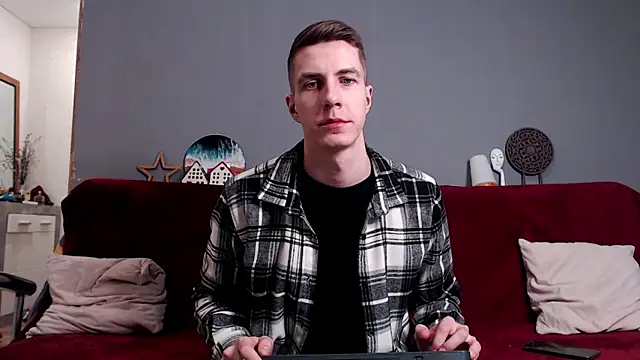 Snapshot of Chris_Brien chatting on December 7, 2024, 5:42 pm Chris Brien online show from December 7, 2024, 5:42 pm