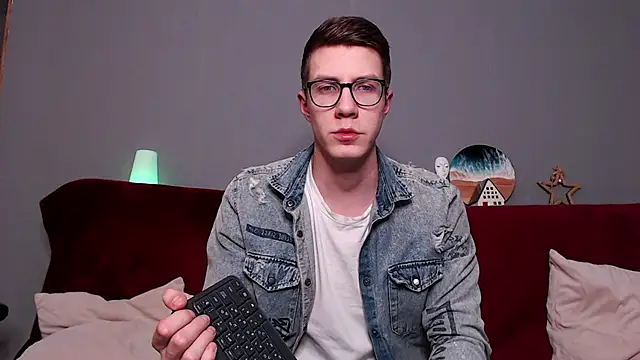 Snapshot of Chris_Brien chatting on February 24, 2025, 9:41 pm Chris Brien online show from February 24, 2025, 9:41 pm