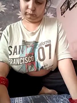 Kavya kapoor online show from November 16, 2025, 4:40 am