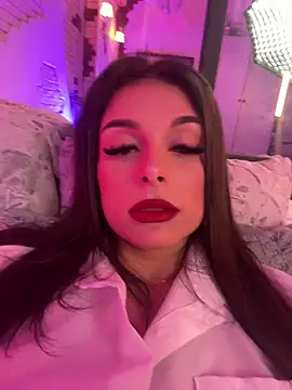 Snapshot of AngelinaCapri chatting on March 19, 2025, 3:41 am AngelinaCapri online show from March 19, 2025, 3:41 am