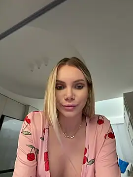 Yvonna One online show from April 19, 2026, 2:05 pm