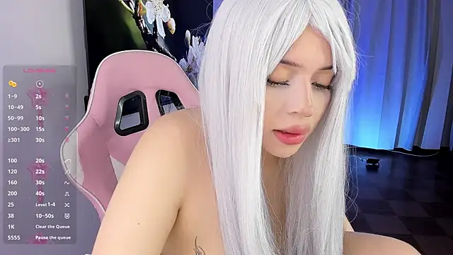 Snapshot of Kendall_Bunnyy chatting on May 4, 2026, 7:54 pm Kendall Bunnyy online show from May 4, 2026, 7:54 pm