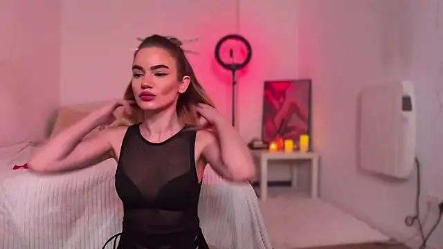 Snapshot of Heidi11 chatting on January 14, 2025, 8:59 pm Heidi11 online show from January 14, 2025, 8:59 pm