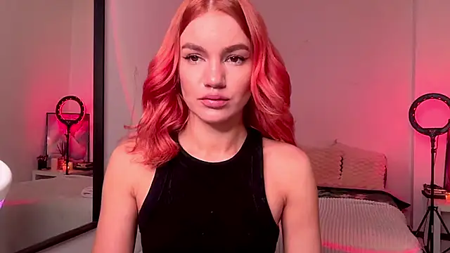 Snapshot of Heidi11 chatting on January 29, 2025, 2:32 pm Heidi11 online show from January 29, 2025, 2:32 pm