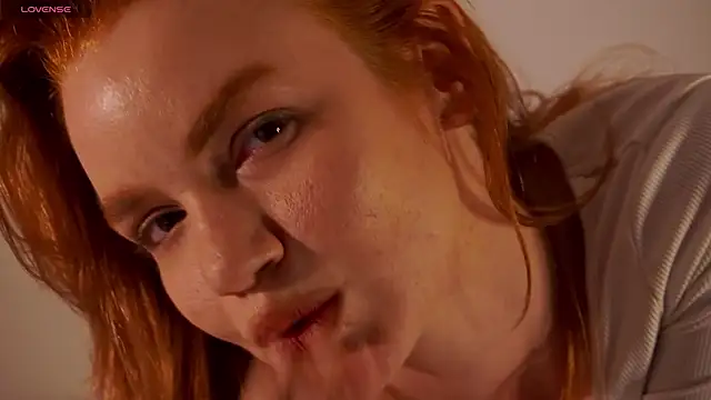 Snapshot of Heidi11 chatting on March 22, 2025, 8:15 pm Heidi11 online show from March 22, 2025, 8:15 pm