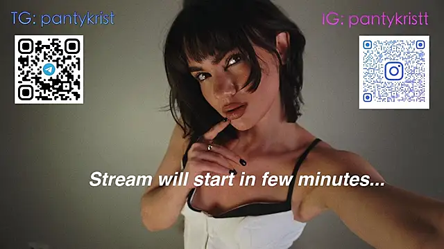 Snapshot of Heidi11 chatting on October 31, 2025, 10:22 pm Heidi11 online show from October 31, 2025, 10:22 pm