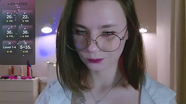 Snapshot of Pink_SeaGul chatting on January 15, 2025, 5:05 pm Pink SeaGul online show from January 15, 2025, 5:05 pm