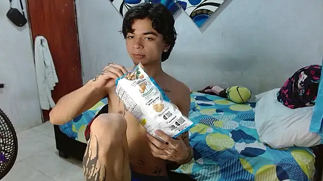 Lovebeng  online show from January 11, 2026, 3:55 am