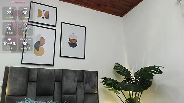 Snapshot of samy_l chatting on January 21, 2025, 2:15 pm samy l online show from January 21, 2025, 2:15 pm