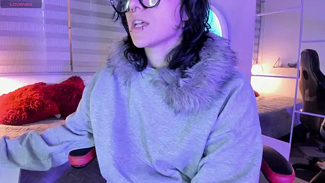 Ghosty Doll online show from March 28, 2026, 8:30 pm