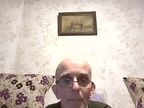 mariusica1xh online show from January 6, 2025, 4:23 pm