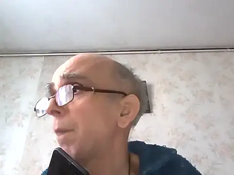 mariusica1xh online show from September 25, 2025, 8:40 am