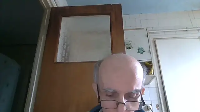 mariusica1xh online show from February 16, 2026, 2:24 pm