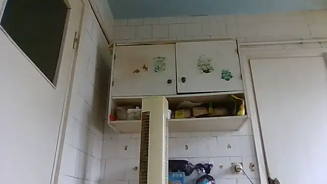 mariusica1xh online show from March 28, 2026, 11:10 am