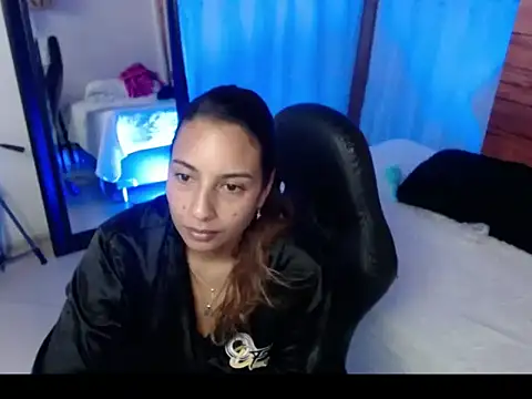 Snapshot of mykaelahoney chatting on April 10, 2026, 8:30 am mykaelahoney online show from April 10, 2026, 8:30 am