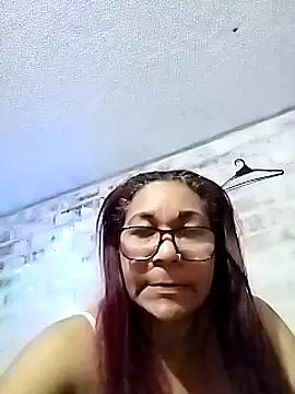 CafeCaliente69 online show from December 13, 2024, 4:00 am