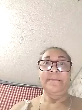 CafeCaliente69 online show from December 26, 2024, 11:35 pm