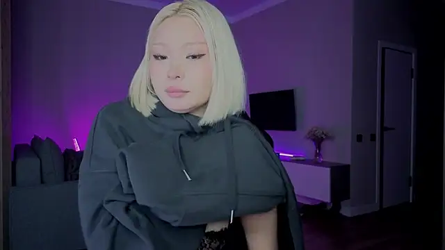 Snapshot of RileyMee chatting on November 29, 2025, 1:30 am RileyMee online show from November 29, 2025, 1:30 am