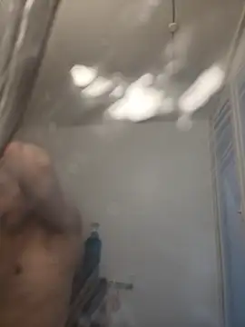 whitebriefboy online show from June 11, 2026, 12:32 am