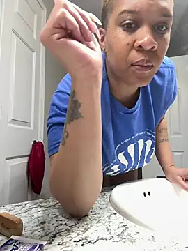 Snapshot of SexyHoneyRedd chatting on February 16, 2025, 6:10 pm SexyHoneyRedd online show from February 16, 2025, 6:10 pm