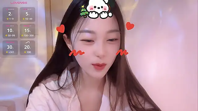 Snapshot of Sweet-Angel999 chatting on December 23, 2024, 1:56 pm Sweet-Angel999 online show from December 23, 2024, 1:56 pm