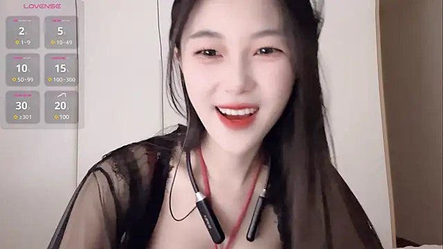 Snapshot of Sweet-Angel999 chatting on February 1, 2025, 1:30 pm Sweet-Angel999 online show from February 1, 2025, 1:30 pm