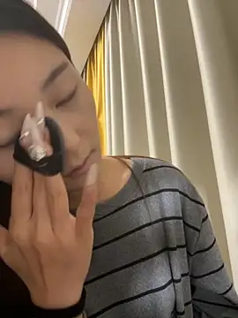 Snapshot of Sweet-Angel999 chatting on November 11, 2025, 5:57 pm Sweet-Angel999 online show from November 11, 2025, 5:57 pm