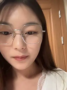 Snapshot of Sweet-Angel999 chatting on November 29, 2025, 7:28 pm Sweet-Angel999 online show from November 29, 2025, 7:28 pm