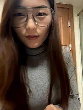 Snapshot of Sweet-Angel999 chatting on January 7, 2026, 2:52 pm Sweet-Angel999 online show from January 7, 2026, 2:52 pm