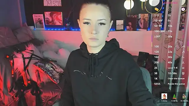 Lily Moonlight online show from March 11, 2026, 7:03 am