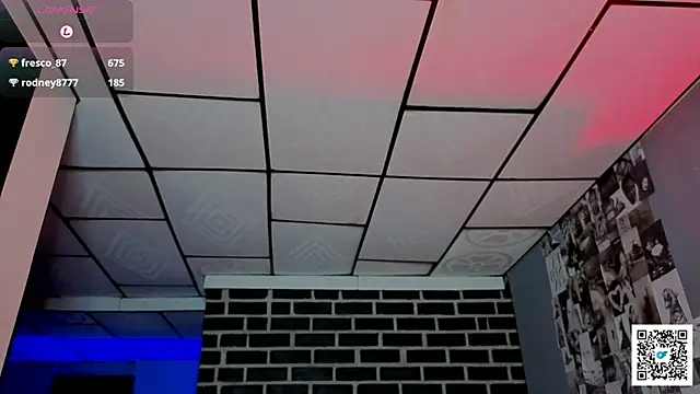 Goddivaa online show from April 21, 2026, 3:46 am