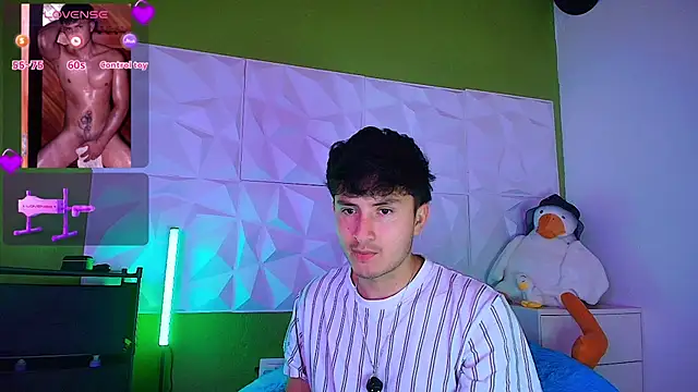 santyago taylor online show from October 3, 2025, 7:11 pm