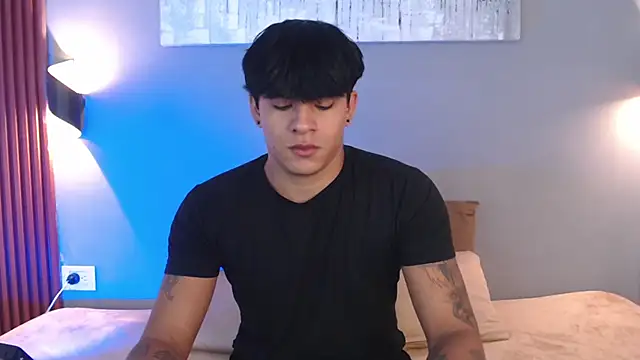 LuciferM Star online show from April 9, 2026, 5:07 am