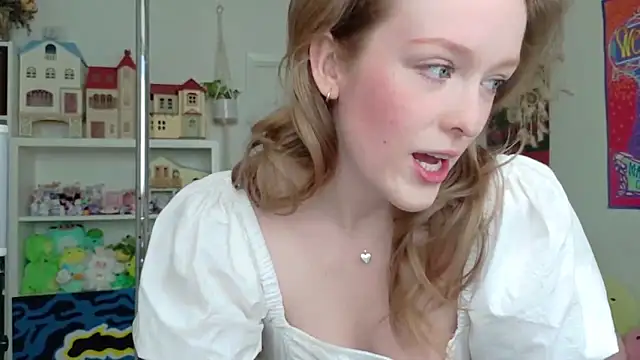 Daisy Dollxo online show from April 22, 2026, 7:04 pm