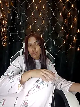 ifeelverywet andhot online show from October 8, 2025, 6:38 pm