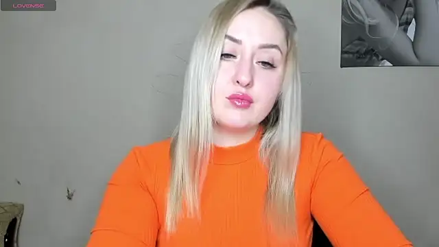 KennaJamess8 online show from January 5, 2025, 5:20 pm