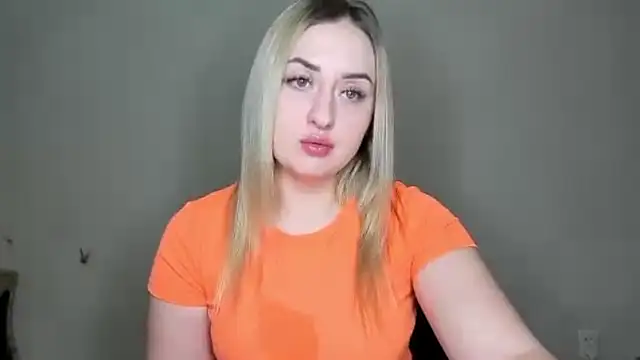 KennaJamess8 online show from March 4, 2025, 4:30 pm