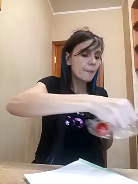 Snapshot of Francenia_lolis chatting on November 11, 2025, 6:35 am Francenia lolis online show from November 11, 2025, 6:35 am