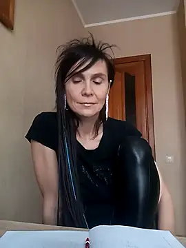 Snapshot of Francenia_lolis chatting on February 13, 2026, 7:15 am Francenia lolis online show from February 13, 2026, 7:15 am